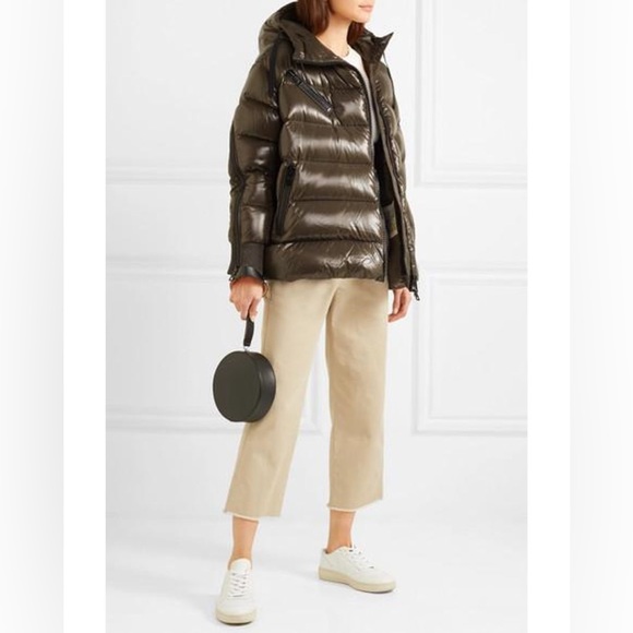 New Moncler liriope quilted glossed-shell down jacket in olive green color - Picture 14 of 14